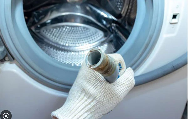 علت تخلیه نشدن آب ماشین لباسشویی