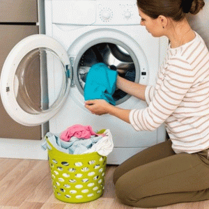 مشکل گیر کردن لباس‌ها در ماشین لباسشویی | ماشین لباسشویی ارج